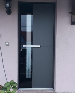 Pose de porte d'entrée par Heidrich