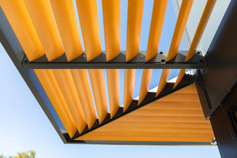 tellier brise soleil tribord sailing