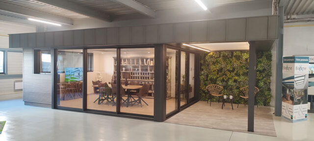 binome-showroom-menuiserie-veranda